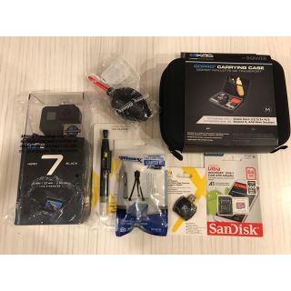 ゴープロ(GoPro)の【新品】GoPro スターターセット付き(ビデオカメラ)