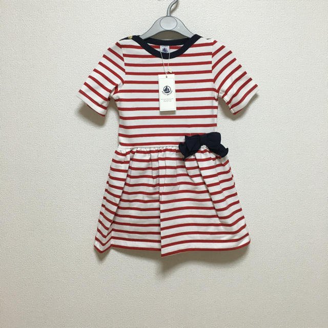 PETIT BATEAU(プチバトー)の新品 プチバトー マリニエール ワンピース 4ans 3ans 5ans キッズ/ベビー/マタニティのキッズ服女の子用(90cm~)(ワンピース)の商品写真