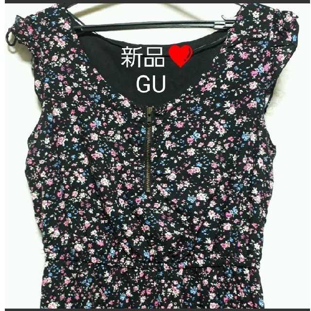 GU(ジーユー)の今日のみ価格【新品未使用】GU 花柄ワンピース　M レディースのワンピース(ミニワンピース)の商品写真