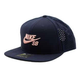 ナイキ(NIKE)の新品 ナイキSB キャップ(キャップ)