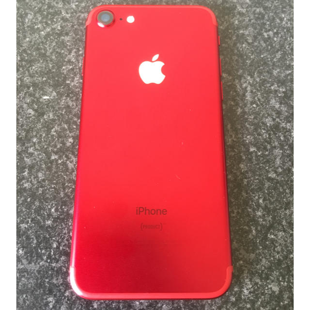 Apple(アップル)のau iPhone7 PRODUCT RED 128GB スマホ/家電/カメラのスマートフォン/携帯電話(スマートフォン本体)の商品写真