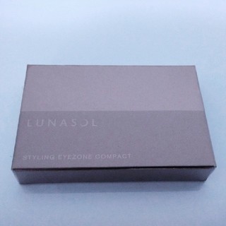 ルナソル(LUNASOL)のルナソル スタイリングアイゾーンコンパクト 01 ナチュラルブラウン(アイシャドウ)