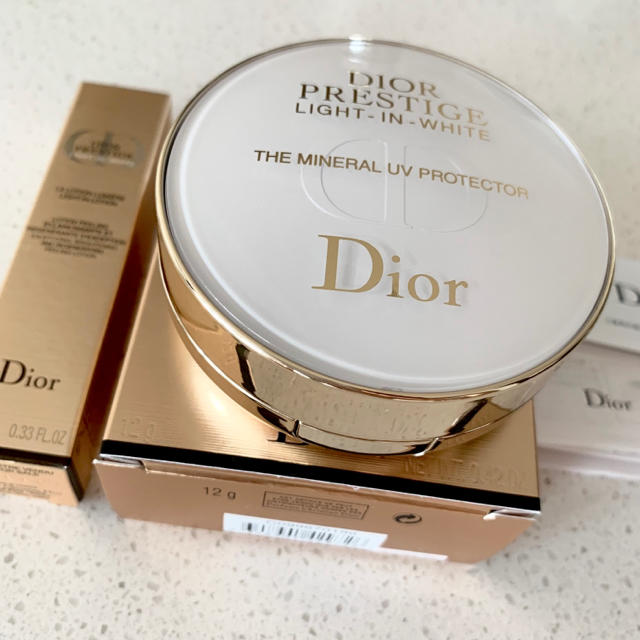 Dior(ディオール)の限定 プレステージホワイト ル プロテクター UV ミネラル コンパクト コスメ/美容のベースメイク/化粧品(ファンデーション)の商品写真