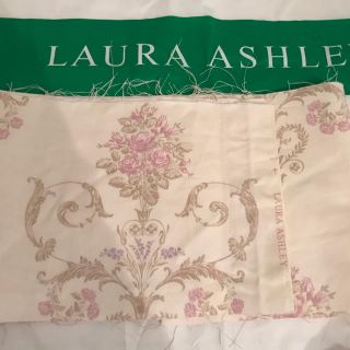 ローラアシュレイ(LAURA ASHLEY)のローラアシュレイ 人気柄 ヘンリエッタ 生地  はぎれ(生地/糸)