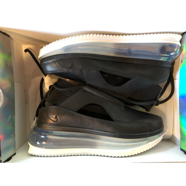 NIKE(ナイキ)のうーな様専用 Nike airmax FF 720 ブラック 24cm レディースの靴/シューズ(サンダル)の商品写真