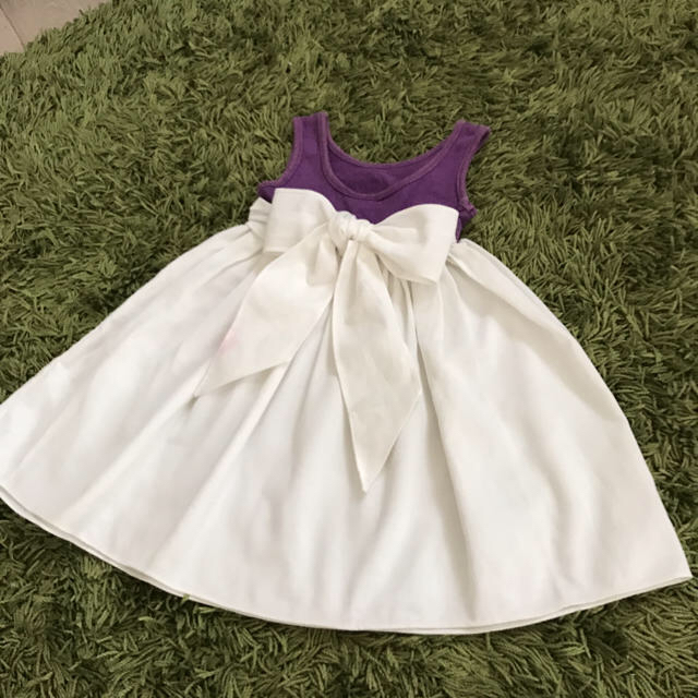 お花のワンピース キッズ/ベビー/マタニティのキッズ服女の子用(90cm~)(ワンピース)の商品写真