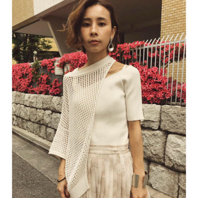 Ameri VINTAGE(アメリヴィンテージ)のAmeri  VINTAGE  MESH RAYERD KNIT TOP レディースのトップス(ニット/セーター)の商品写真