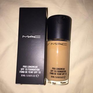 マック(MAC)のプロロングウェア SPF10 ファンデ(ファンデーション)