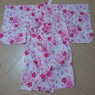 ミキハウス(mikihouse)の未使用☆ミキハウス 桜柄浴衣☆120㎝(甚平/浴衣)