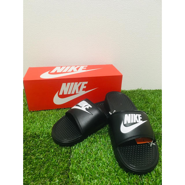 NIKE(ナイキ)の⚠️値下げできません⚠️NIKE ベナッシ２７cm メンズの靴/シューズ(サンダル)の商品写真