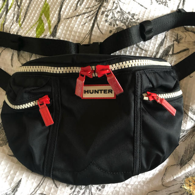 HUNTER(ハンター)のHAUNTER ボディバッグ BLACK 美品 レディースのバッグ(ボディバッグ/ウエストポーチ)の商品写真