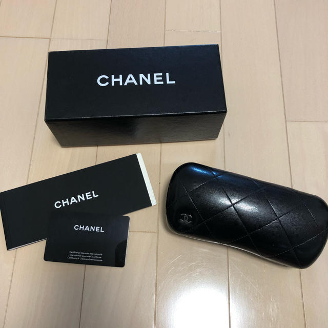 CHANEL(シャネル)のCHANEL サングラス  リボン レディースのファッション小物(サングラス/メガネ)の商品写真
