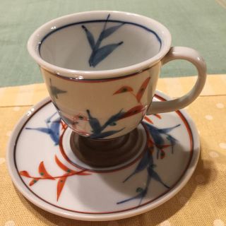 カップとソーサー(食器)