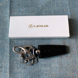 トヨタ(トヨタ)のLEXUS 純正 本革製 リング キーホルダー 非売品(キーホルダー)