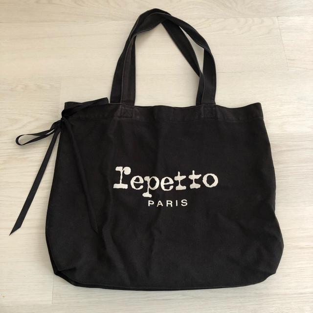 repetto(レペット)のレペットトートバッグ ブラック レディースのバッグ(トートバッグ)の商品写真