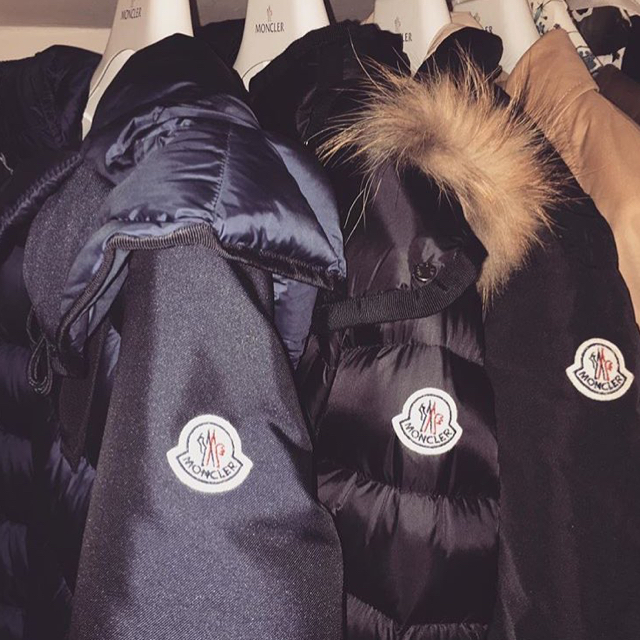 季節のおすすめ商品 MONCLER tmさま✨専用ページ - ダウンコート ...