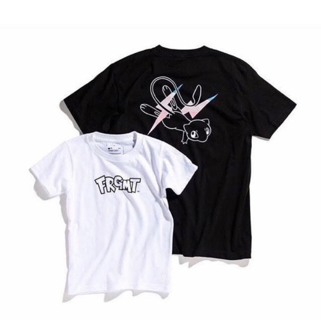 FRAGMENT(フラグメント)のLサイズ FRAGMENT THUNDERBOLT ポケモン ミュウ Black メンズのトップス(Tシャツ/カットソー(半袖/袖なし))の商品写真