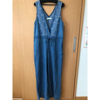 サニーレーベル(Sonny Label)の【myky様専用】Sonny Label クロス刺繍デニムサロペット(サロペット/オーバーオール)