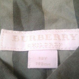 バーバリー(BURBERRY)のBurberry140〜150グリーンチェックシャツ(ブラウス)