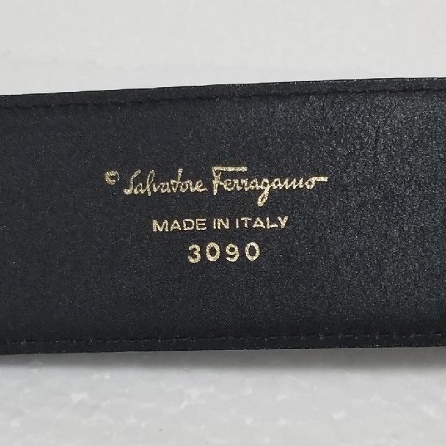 Salvatore Ferragamo(サルヴァトーレフェラガモ)の サルヴァトーレフェラガモ ガンチーニ レザー ベルト 3090 黒 レディースのファッション小物(ベルト)の商品写真