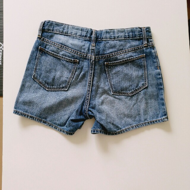 Old Navy(オールドネイビー)のジーンズの半ズボン キッズ/ベビー/マタニティのキッズ服女の子用(90cm~)(パンツ/スパッツ)の商品写真