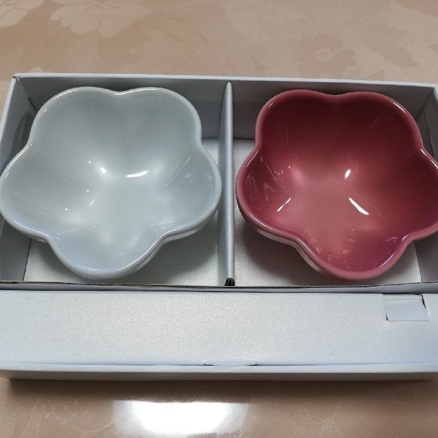 LE CREUSET(ルクルーゼ)のLE CREUSET 小鉢+スプーンセット インテリア/住まい/日用品のキッチン/食器(食器)の商品写真