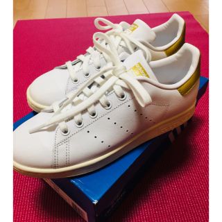 アディダス(adidas)のアディダス スタンスミス  ゴールド 23cm(スニーカー)