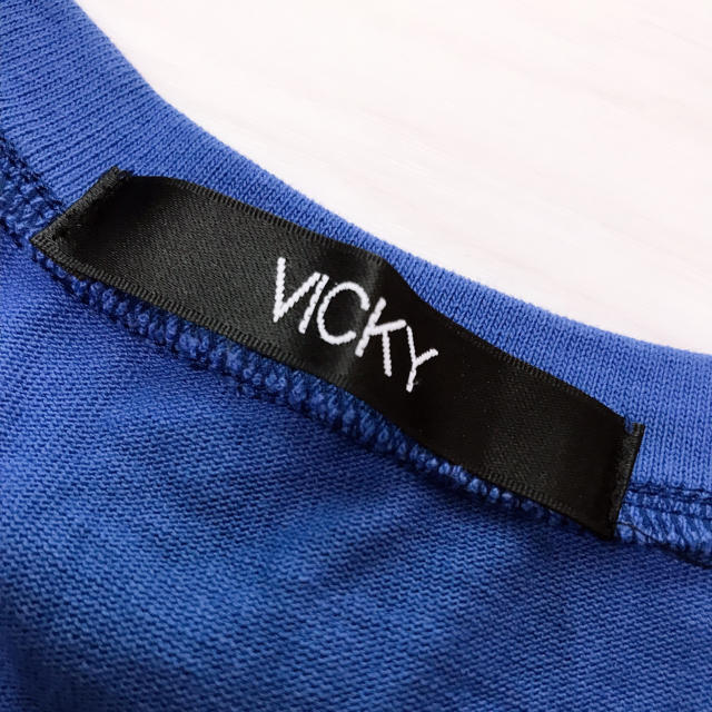 VICKY(ビッキー)の夏物セール！VICKYビッキービジュースウェットワンピース レディースのトップス(カットソー(半袖/袖なし))の商品写真