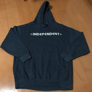 インディペンデント(INDEPENDENT)のINDEPENDENT プルオーバーパーカー Ｌ(パーカー)