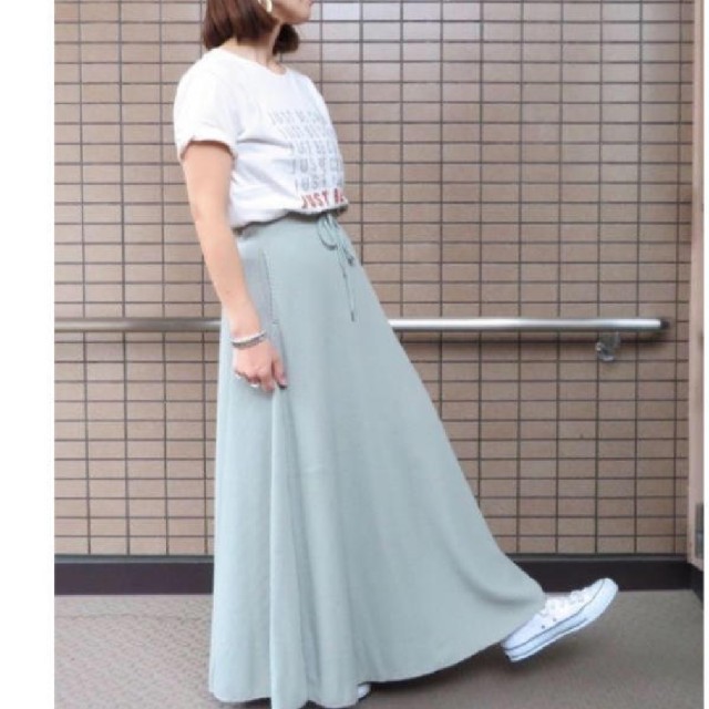 GU(ジーユー)のgu☆ワッフルフレアロングスカート☆Ｌサイズ☆ミントグリーン レディースのスカート(ロングスカート)の商品写真