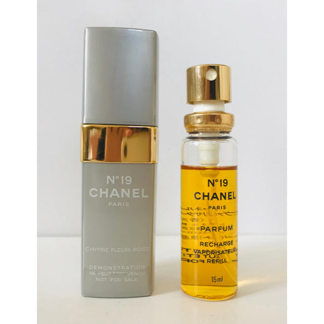 CHANEL - CHANEL N°19 香水 15mlの通販 by sora's shop｜シャネルならラクマ