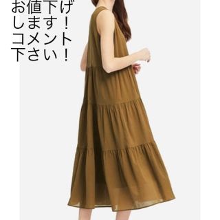 ユニクロ(UNIQLO)のノースリーブティアードロングワンピース カーキ Ｍサイズ 新品(ロングワンピース/マキシワンピース)