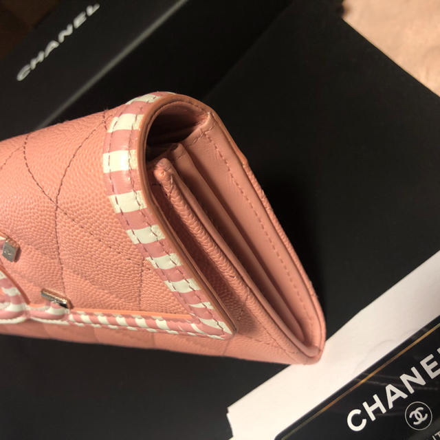 CHANEL(シャネル)のシャネル 長財布 CCフリグリー マトラッセ ココマーク キャビアスキン  レディースのファッション小物(財布)の商品写真