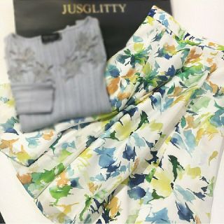 ジャスグリッティー(JUSGLITTY)のペイントフラワースカート(SS)♡ジャスグリッティー(ひざ丈スカート)