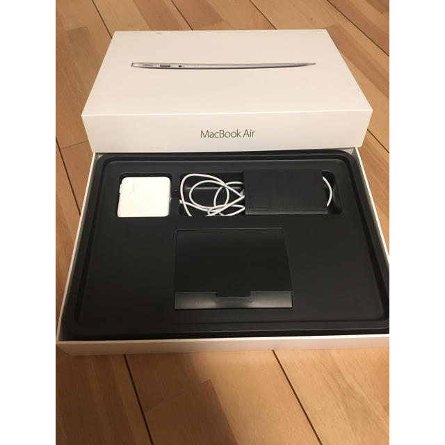MacBook Air 13inch Early 2017 3