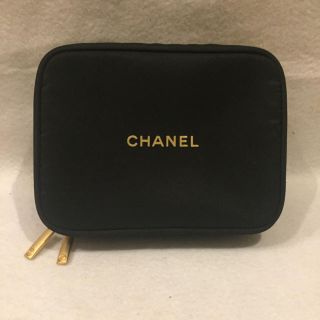 シャネル(CHANEL)の良品☆【CHANEL】コスメポーチ★　ナイロン生地　ブラック×ゴールド(ポーチ)