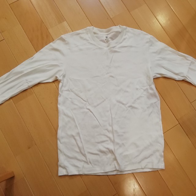 UNIQLO(ユニクロ)のユニクロ　ロンT　試着のみ メンズのトップス(Tシャツ/カットソー(七分/長袖))の商品写真