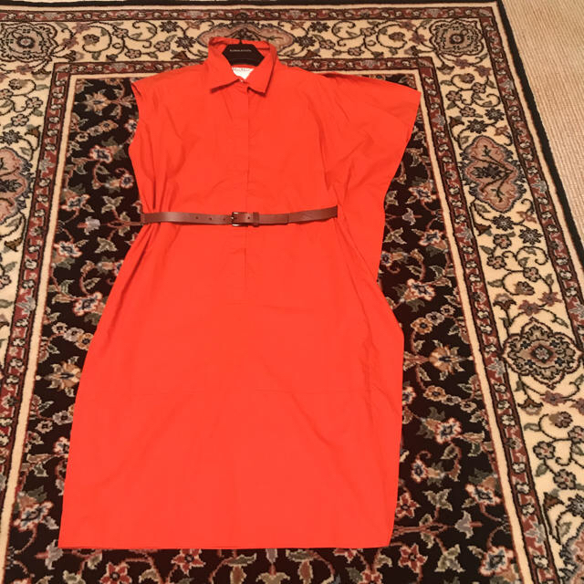 Max Mara - 白タグ マックスマーラーワンピース ベルト付きの通販 by ドバイ|マックスマーラならラクマ