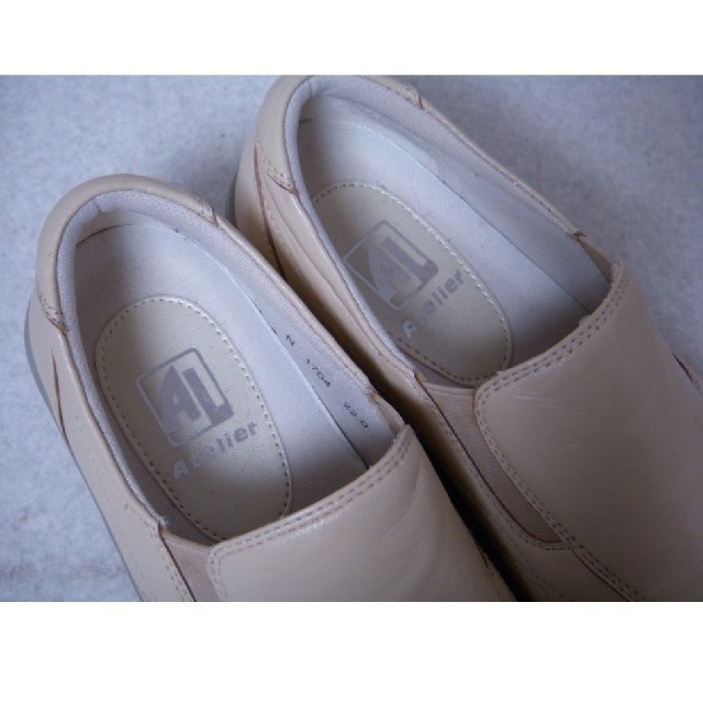 良品!! Atelier アトリエ レディース コンフォートシューズ 22㎝  レディースの靴/シューズ(ハイヒール/パンプス)の商品写真
