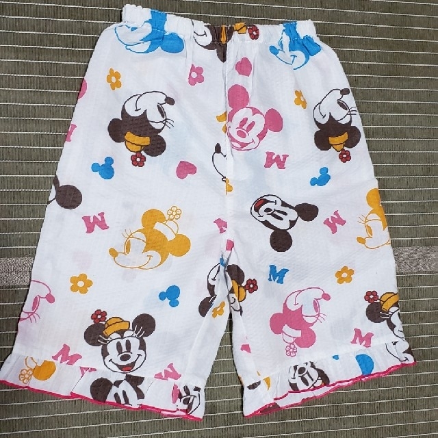 Disney(ディズニー)のパジャマ　Disney　１２０　女の子 キッズ/ベビー/マタニティのキッズ服女の子用(90cm~)(パジャマ)の商品写真