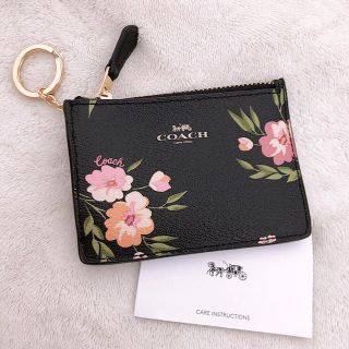 コーチ(COACH)の新品COACH キーリング付きパスケース  花柄②(名刺入れ/定期入れ)