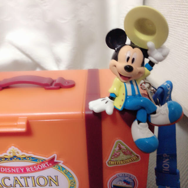 Disney(ディズニー)の2点セットディズニーランド35周年ポップコーンバケットバケーションパッケージ エンタメ/ホビーのおもちゃ/ぬいぐるみ(キャラクターグッズ)の商品写真
