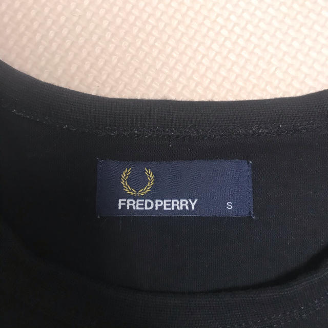 FRED PERRY(フレッドペリー)のFred Perry ブラック Tシャツ 完売品 メンズのトップス(Tシャツ/カットソー(半袖/袖なし))の商品写真