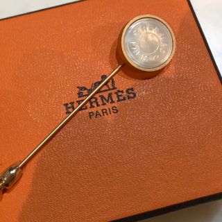 エルメス(Hermes)のエルメスセリエシェルブローチ♡(ブローチ/コサージュ)