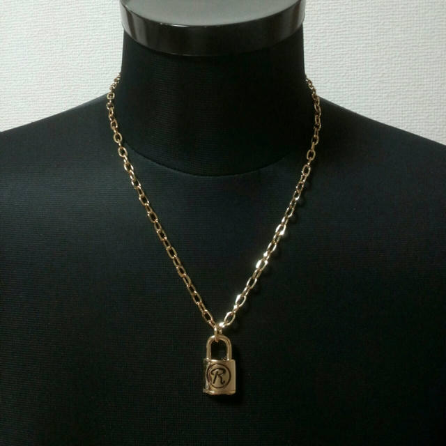 新品セール!亀梨和也さん着用タイプ!お洒落ゴールドロック 新品セール!亀梨和也さん着用タイプ!お洒落ゴールドロック