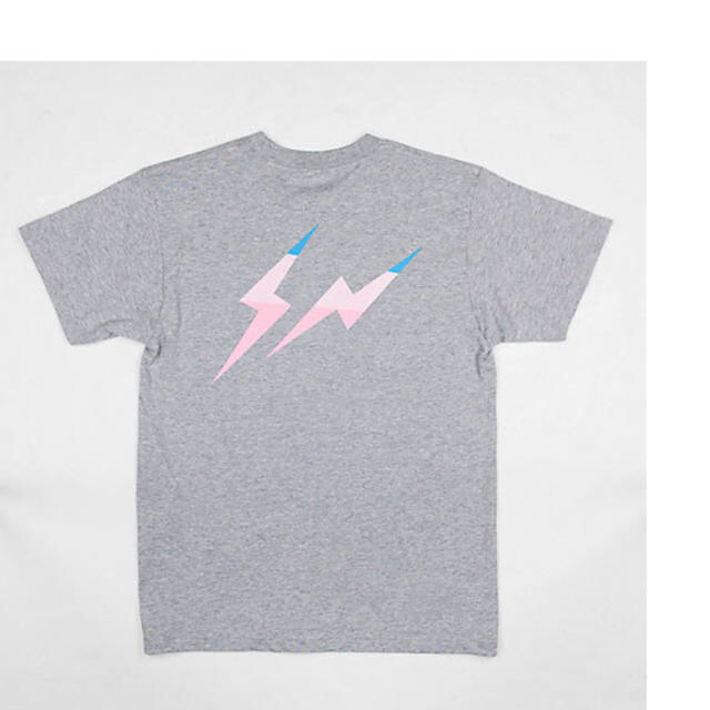 FRAGMENT(フラグメント)のTHUNDERBOLT PROJECT ミュウ サンダー グレー Ｔシャツ ＸＬ メンズのトップス(Tシャツ/カットソー(半袖/袖なし))の商品写真