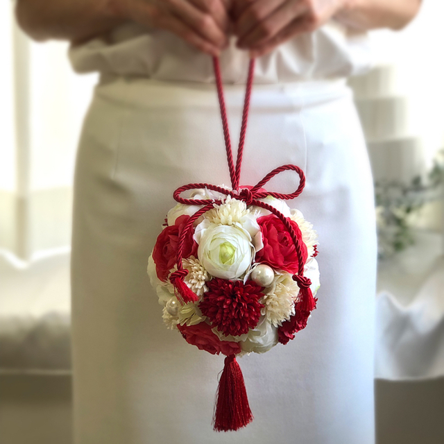 ボールブーケ　成人式　結婚式　七五三　十三参り　和装　インテリア飾り　紅白薬玉