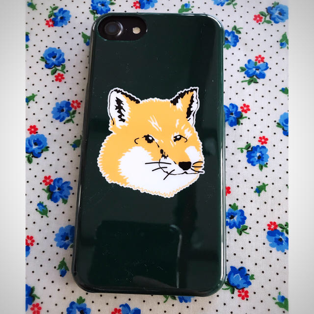 MAISON KITSUNE'(メゾンキツネ)のMAISON Kitsuné iPhone7 case スマホ/家電/カメラのスマホアクセサリー(iPhoneケース)の商品写真