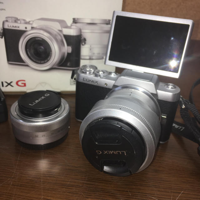 Panasonic LUMIX GF7 ミラーレス一眼