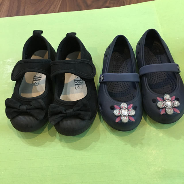 crocs(クロックス)の子供靴 まとめ売り（16.5-17） キッズ/ベビー/マタニティのキッズ靴/シューズ(15cm~)(スニーカー)の商品写真